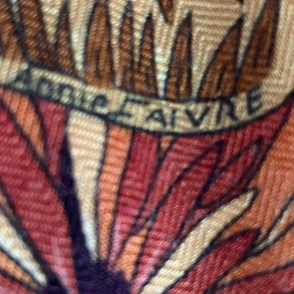 Hermes "Ombres et Lumieres" Cashmere and Silk Vintage Shawl - Picture 5 of 7